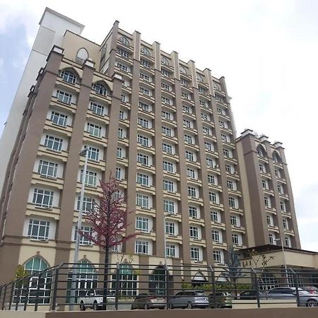 Risqi Apartment 2 Bedroom Wakaf Che Yeh Kota Bharu Exterior foto