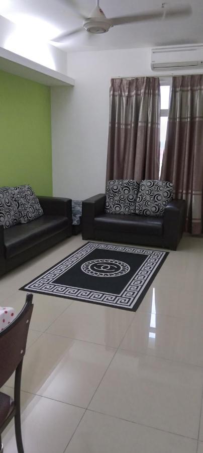 Risqi Apartment 2 Bedroom Wakaf Che Yeh Kota Bharu Exterior foto